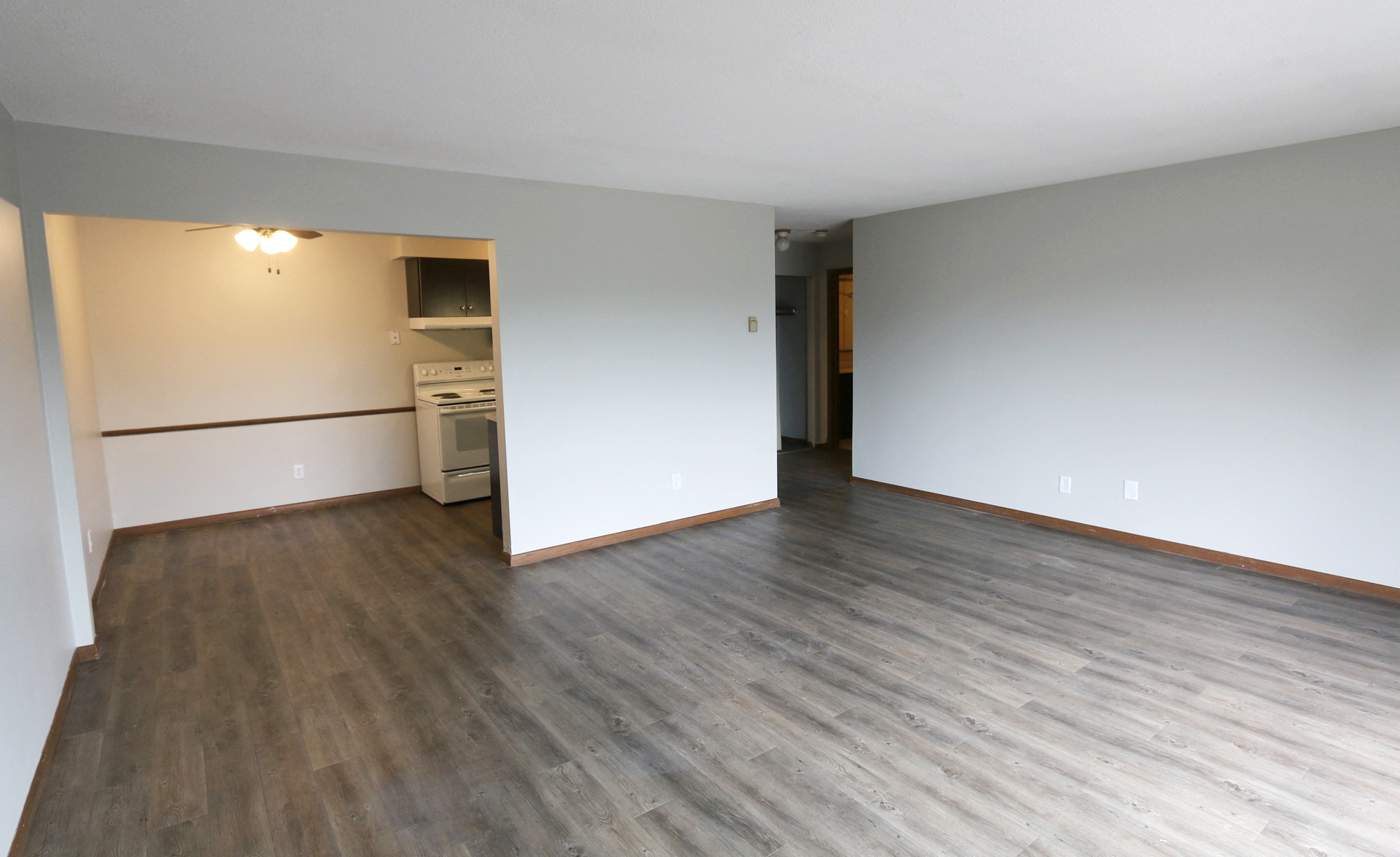Edina Manor Apartments Image 10